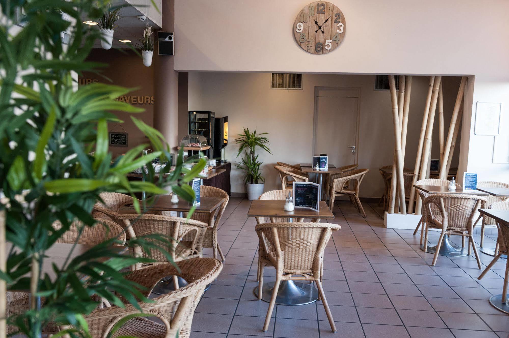 Auberge De Jeunesse Hi Bordeaux-Blanquefort - Ex Otellia Luaran gambar