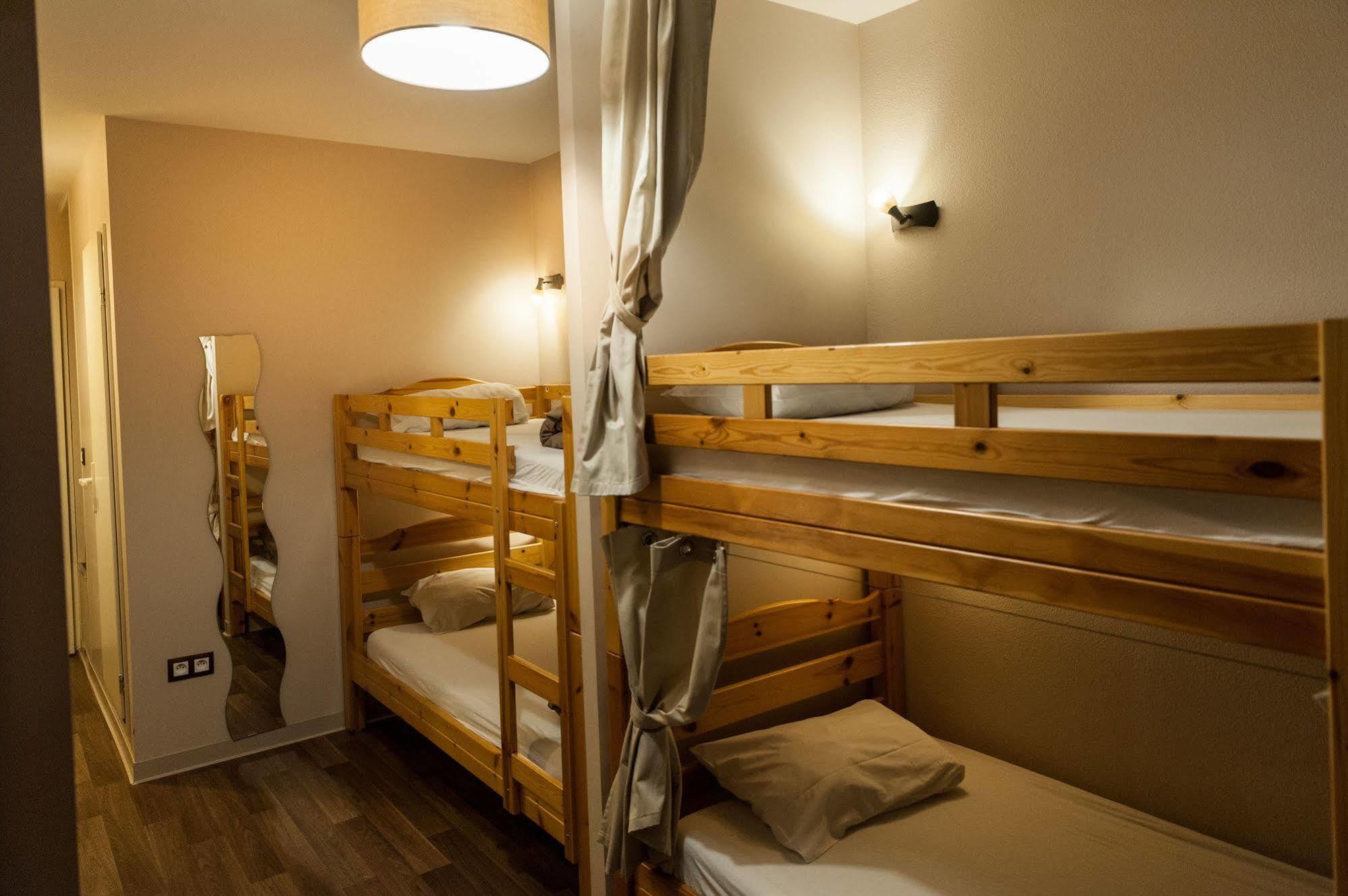 Auberge De Jeunesse Hi Bordeaux-Blanquefort - Ex Otellia Luaran gambar